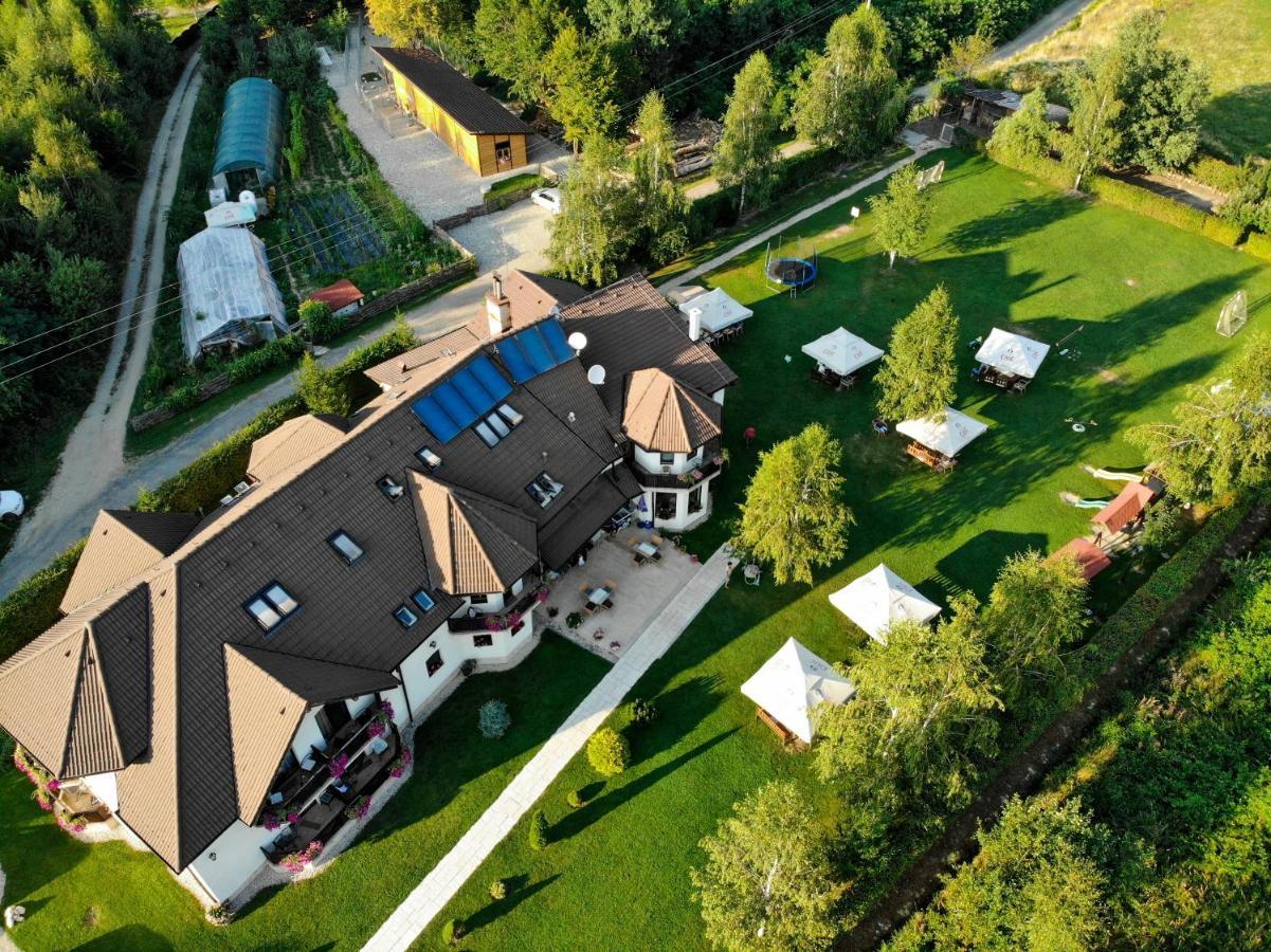 Natura Family Resort 아브리그 외부 사진